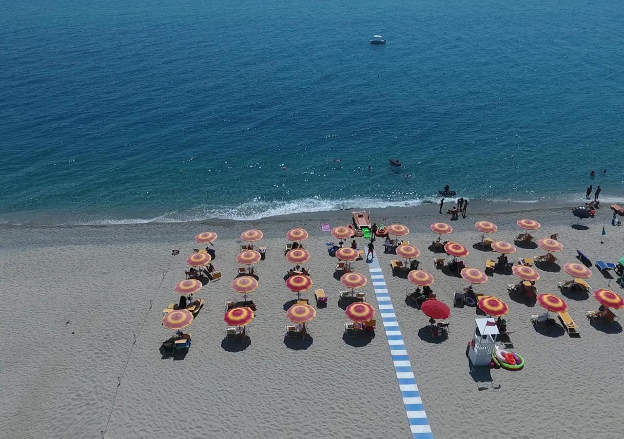 Hotel Federica Riace Marina Extérieur photo