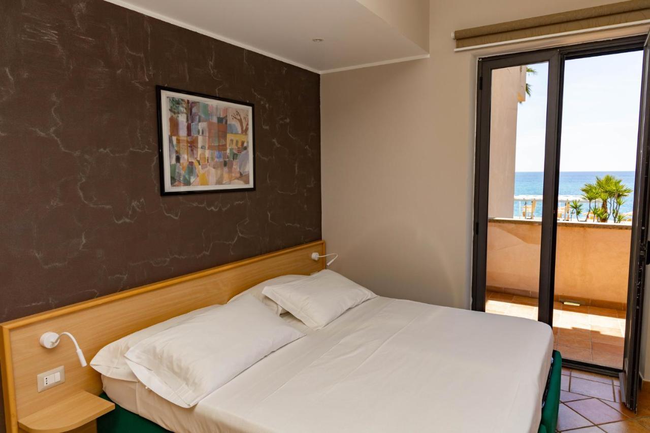 Hotel Federica Riace Marina Extérieur photo