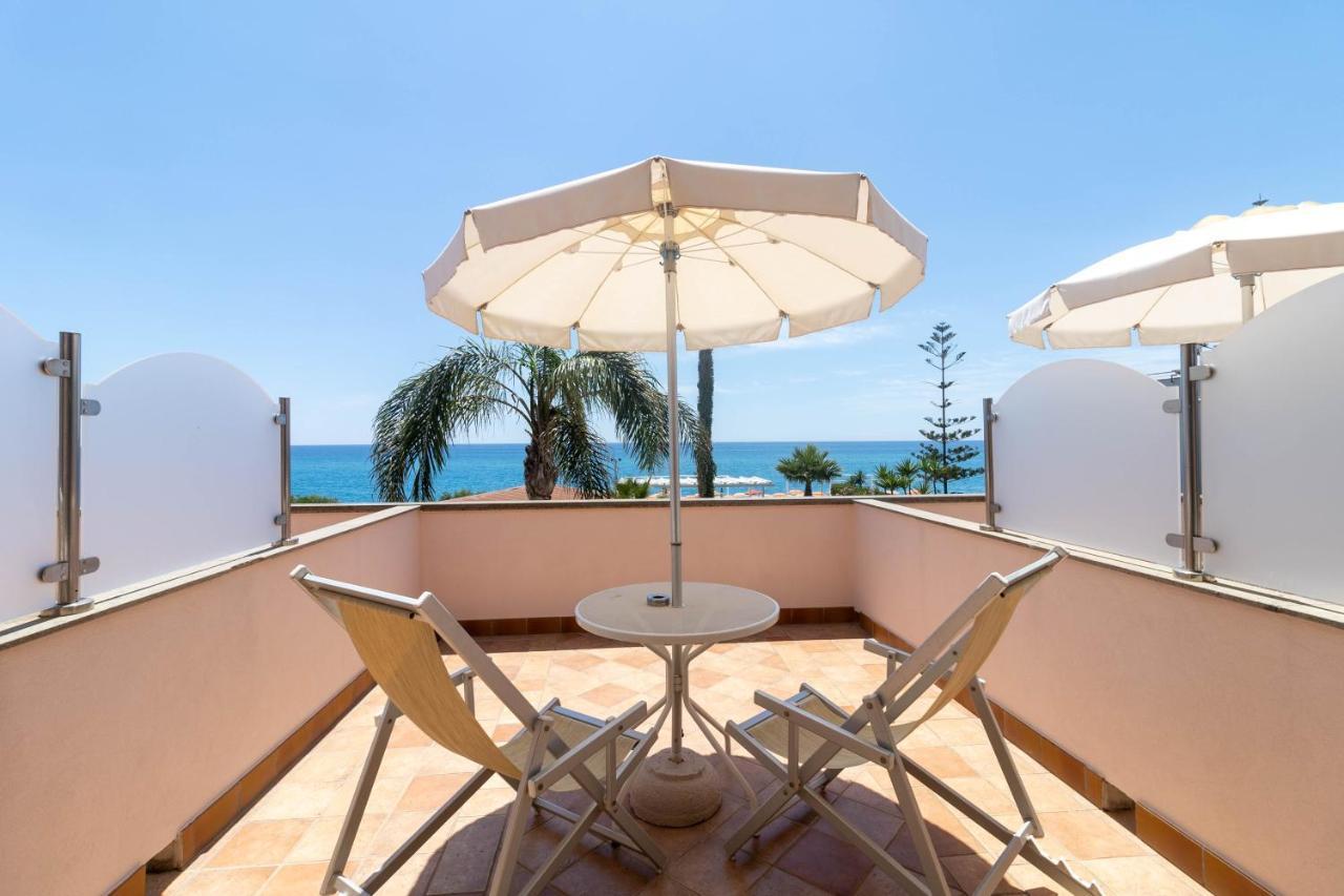 Hotel Federica Riace Marina Extérieur photo