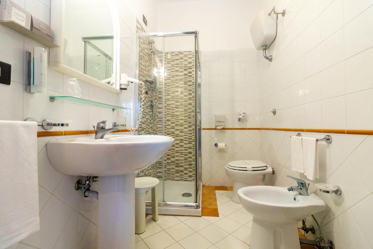 Hotel Federica Riace Marina Extérieur photo